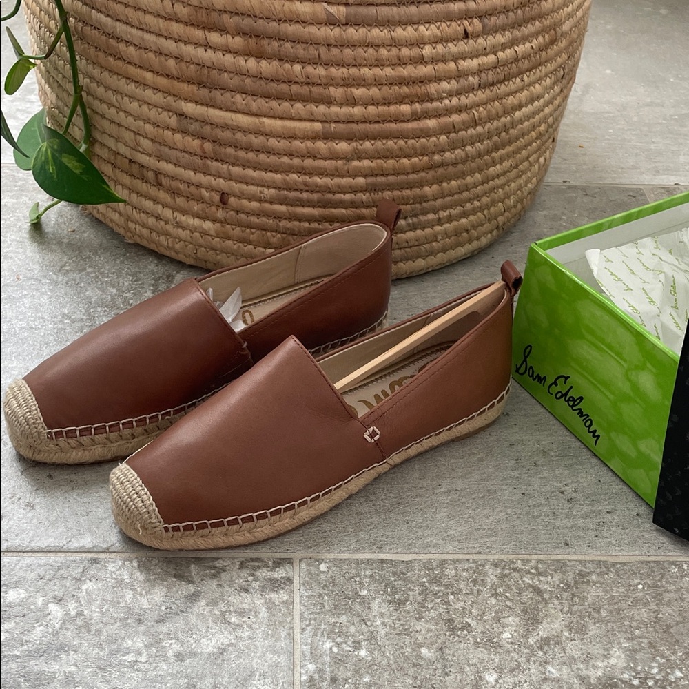 Sam Edelman Brown Flats